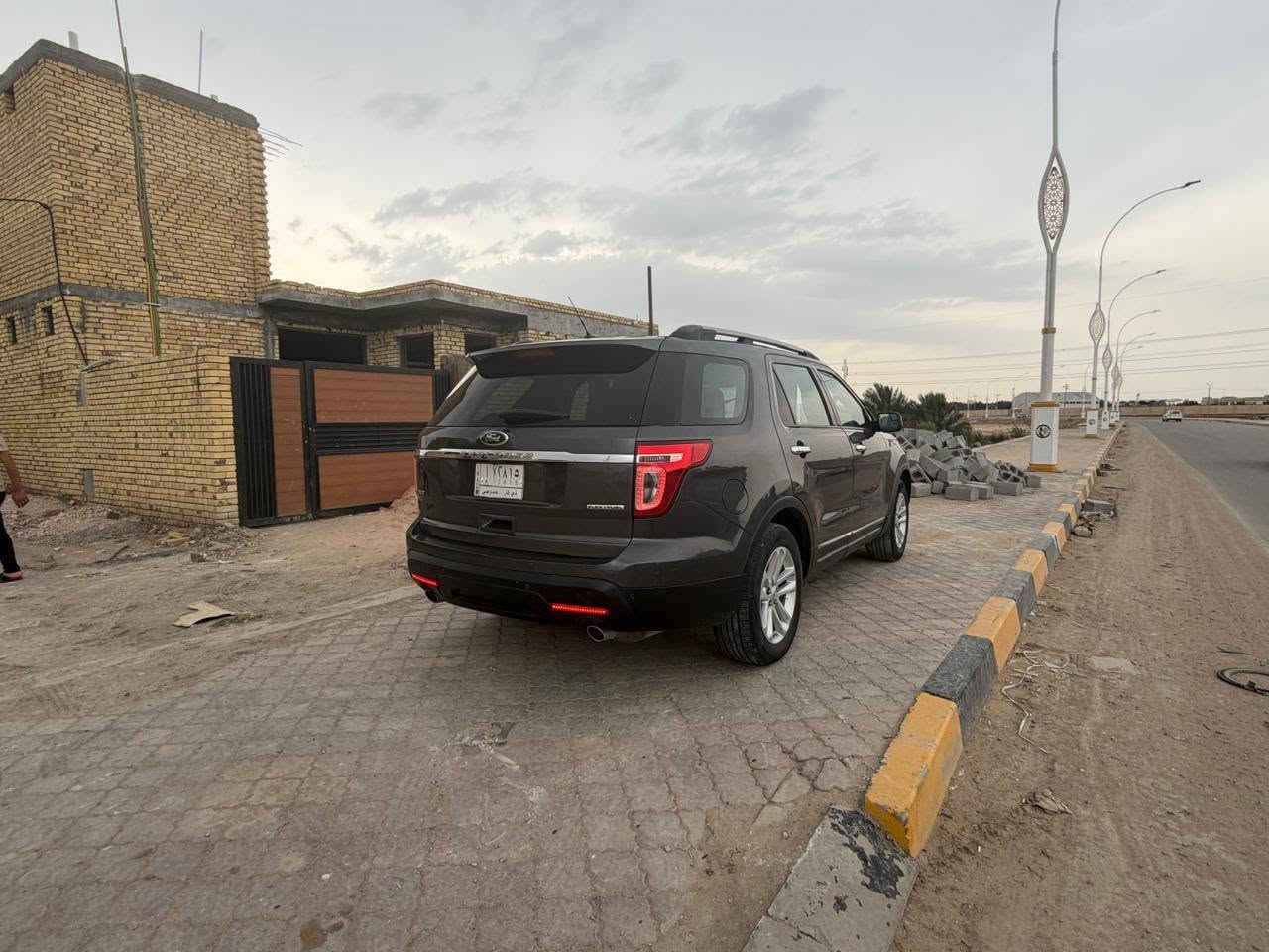 يالله السلام عليكم خوان 
فورد اكسبلور موديل 15 سيارة مكفولة من الحادث بيه سرقة بنيد فقط كير ومكينة كفالة مداور ثاني يوم رقمة ذي قار ومكان السيارة ذي قار السعر ب140 وبي مجال بسبب الظروف تم تنزيل السعر والشراي يتصل وبي خير ويدلل للاتصال *********** ناصرية, ذي قار
