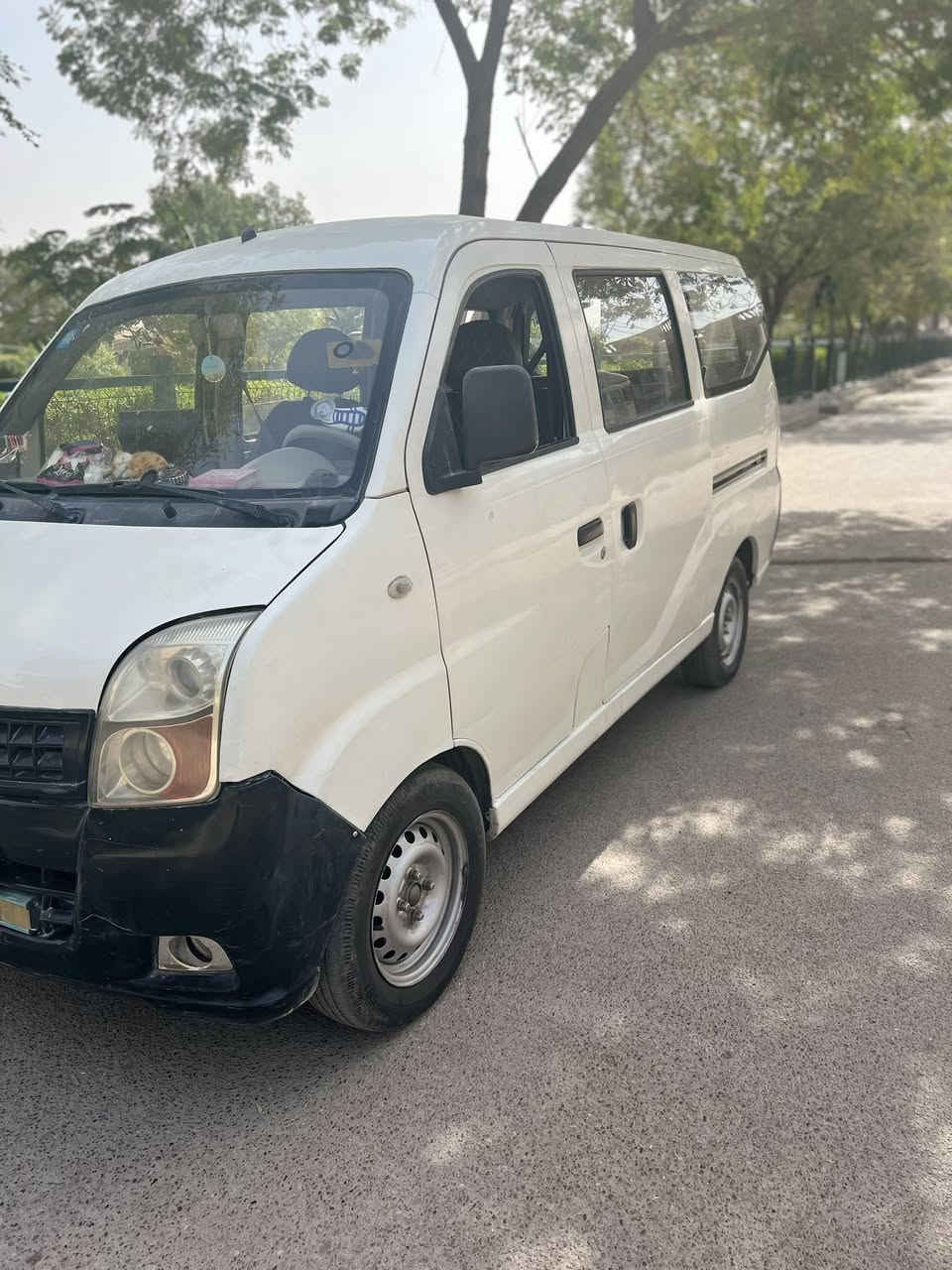 سياره ليفان foison ميني فان  7 راكب  محرك 1300موديل 2012  سياره جاهزه من كل شي محرك كير كشر تايرات جديده وشاشه كبيره  وكهربائيات  كامله  سياره مناقصه شي رقم بغداد هزه جديده  باسمي تحويل ثاني يوم  .السعر 38 ورقه    
رقم ***********
