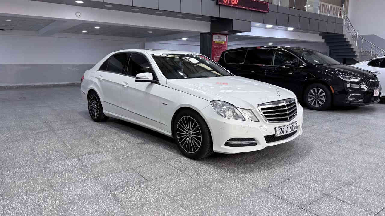 #سعر_مغرى_جدا
Mercedes E200
 
سياره مرسيدس E200
موديل 2012
سياره بيها فتحة سقف 
سيارة ماشية 232 كم
سيارة 4 سلندر المحرك 18 توربو CGI قوة الحصان 184 
التسارع: 0-100 كم/ساعة في حوالي 8.6 ثانية.
السرعة القصوى: حوالي 231 كم/ساعة.
ابواب بصمة 
كشنات تدفئة
كشنات جلد  كهرباء
كامرة خلفية 
حساسات خلفيه امامية 
بردات خلفية 
أضواء زينون LED
تمتلك الفئة التي تنتمي لها E200 2012) تصميم داخلي يجمع بين الفخامة والرياضية، مع عدادات مميزة ونظام صوتي راقٍ.
عنوان السيارة دهوك معرض ايمن

رقم الهاتف:
***********
