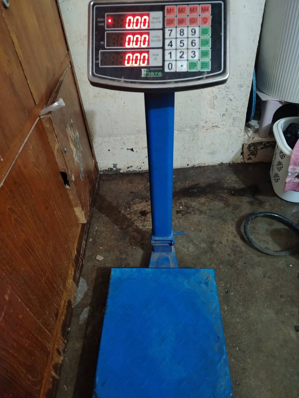 غراض للبيع الشراي يخابر الرقم
***********
