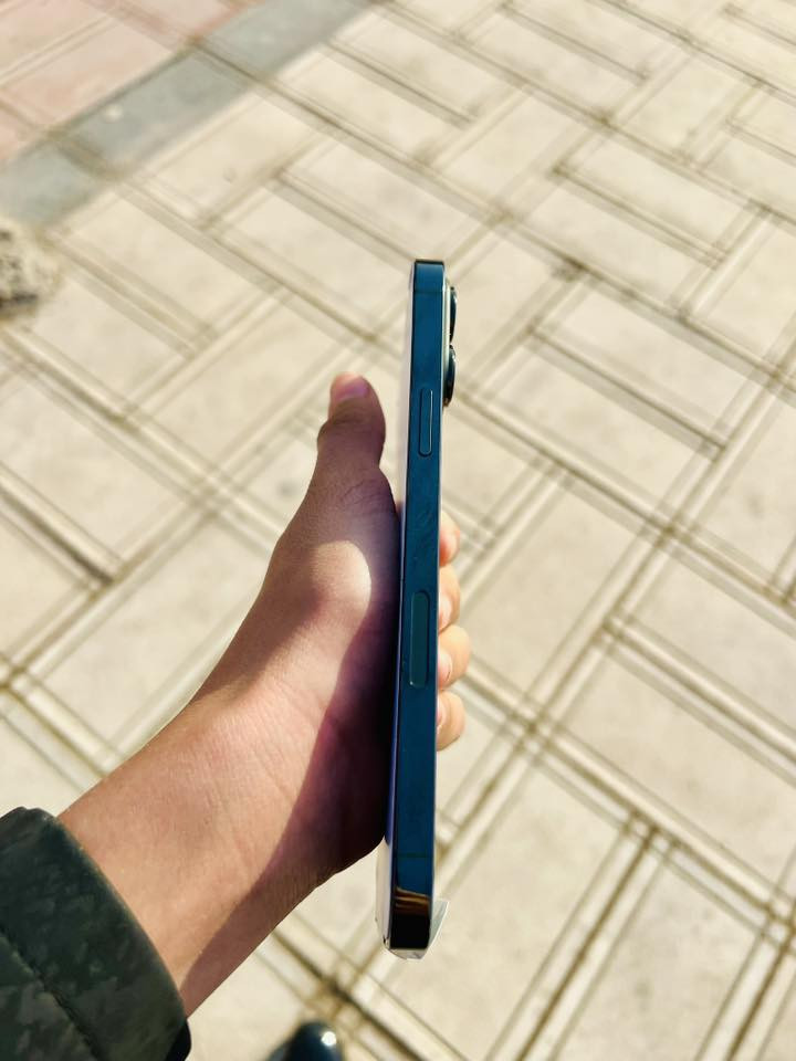 ‏سلام عليكم أيفون 13 برو ‏ماكس اللون المميز الزيتوني الذاكرة 256 بطارية 86 بلادية غير محفزه الجهاز كله بلادي بحالة الوكالة شرط الفحص بأي مكان يعجبك نظافة 100% 100 
‏اخو الجديد معنى الكلمة كاملة ملحقات المكان الناصرية المركز 
￼*********** اتصال فقط ￼
