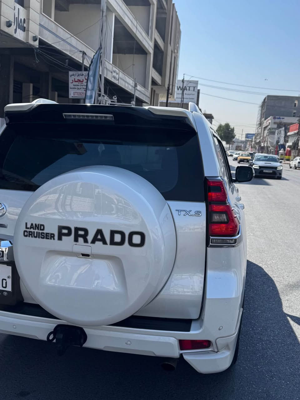 برادو TXS 
خليجي فوول ٢٠١٨
محرك سته سلندر  ٤٠٠٠
بصمه 
فتحه سلايد 
كراسي جلد
كراسي كهرباء 
مغله ppf
ماشيه ١٣٤ 
السياره بيه بارد فقط  واضح بالسونار بدون فتح ونص دعاميه اماميه شخوط 
السعر ٣٦٥ ورقه وبيه مجال بسيط
تغليف ppf وعازل جام يوڤي 
الكراده شارع ٦٢
***********
*********** بغداد, العراق
