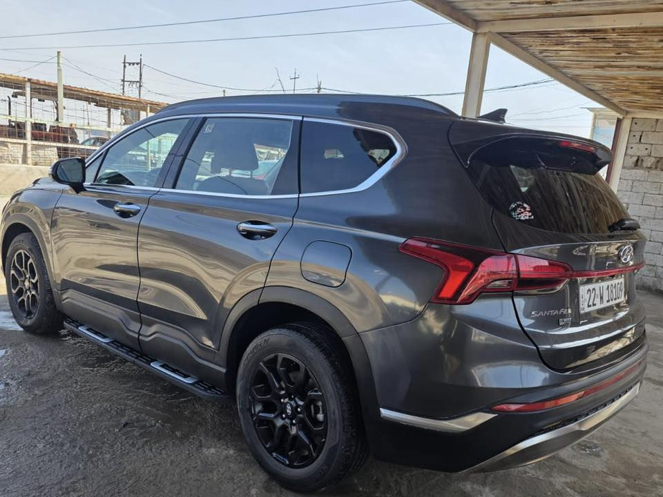 سنتافي موديل 2023
وارد امريكي السياره 

ماشية58 فقط 

وترقيم جديد رقم اربيل 

2500 محرك  

كشن كهربائي 

بصمة ابواب 

بصمة تشغيل

تشغيل عن  بعد

رادار امامي خلفي جانبي 

أنظمة قيادة 4 

comfort

sport

smart

snow

--

اوتو هولد

مانع انزلاق

كيرها يجي  دكم بيانو

تبريد منفصل 

تبريد قطعتين

فور ويل  

فول تحكم استيرن جهتين

شاشة تدعم كار بلي  مع كامرا خلفية دوارة

مانع انحدار 

رادارات جانبيه امامية خلفيه

شحن مبايل واير ليس

مانع تصادم امامي خلفي 

تحديد مسار قيادة آليه 

شفتات استيرن 

تدفئه كشنات

فول تحكم استيرن جهتين

شاشة تدعم كار بلي  مع كامرا خلفية دوارة

مانع انحدار 

رادارات جانبيه امامية خلفيه

شاشة اعطال 

لدات امامي نهاري

بك لايت لد 

منافذ شحن امامي خلفي 

وباقي المواصفات معروفة 

حادث السياره جدا بسيط فقط جاملغ خلفي 
سعرها118

الاستفسار ***********
