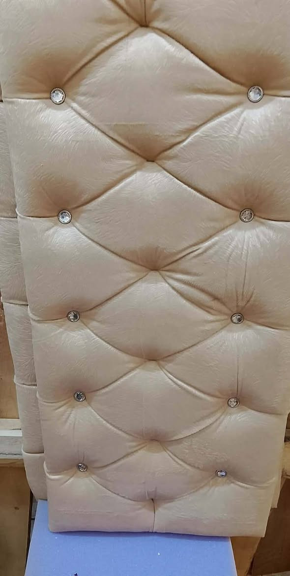 عرض خاص تخت نفر خشب عراقي جديد بلوك احمر _16 ملم 
رجلين 6_3×3_
السعر_ 55_مع التوصيل داخل الموصل  الون حسب طلب للحجز خاص @إشارة


**إذا كنت صاحب هذا الإعلان وتريد حذفه لأي سبب، رجاءا أرسل رسالة إلى الدعم الفني**