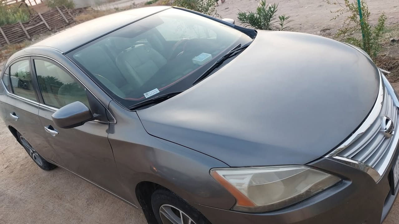 السلام عليكم  / نيسان سنترا وارد امريكي موديل 2015 للبيع او المراوس بصني او فيرسا مع الفرق رقم قادسيه حره  سياره جاهزه  من كلشي صور الحادث بالمنشور  وصار بيه شخوط بالباب وصبغتهن فقط رش  
السعر ٨٢ وبيه مجال 
***********
