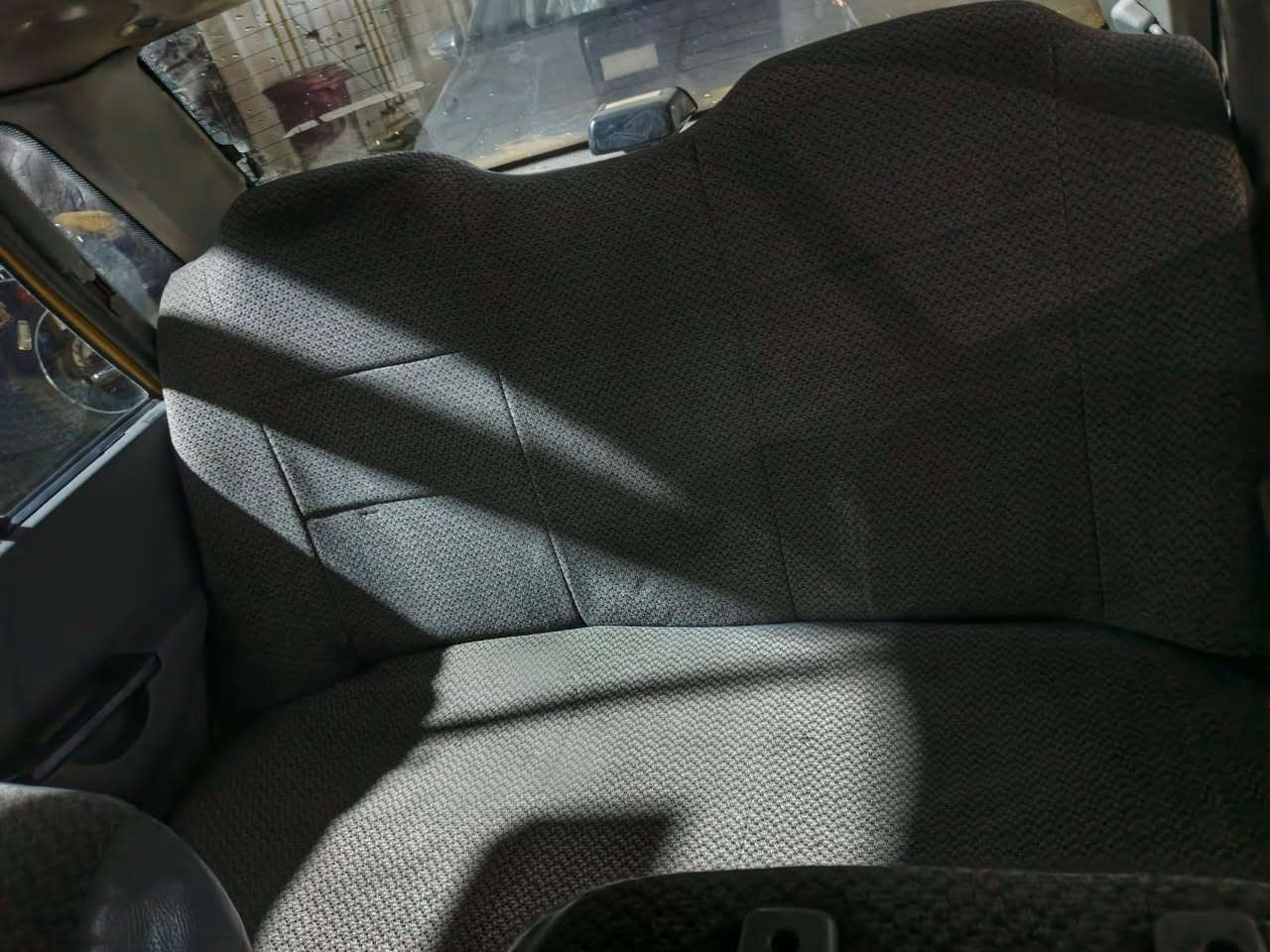 سياره سايبه 2011نفخ مابيهه صبغ سياره بلاديه
محرك خير من الله تبريد شغال كلهه شغاله 

رقم نكليزي صار سبوع من محولهه سعر ٢٩وبيهه مجال حك جيه رقم 📞 ***********
