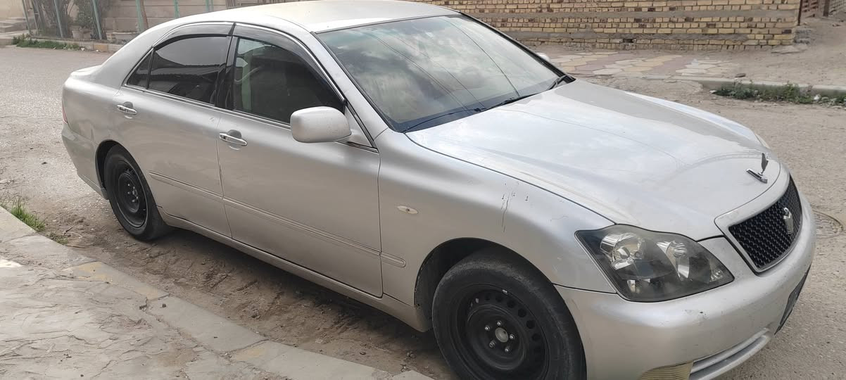 السلام عليكم شاهينة مديل 2006 كصت جنطة كير مكينة حدادة تبريد كلة مكفول مكان السيارة العمارة رقم *********** سعرهة 33ورقة رقمي ثاني *********** السيارة بصمة بصمت ابواب
