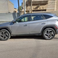 توسان هايبرد حادثها جدا خفيف بدون لا صبغ ولا ايرباك ولا تبديل فول مواص...