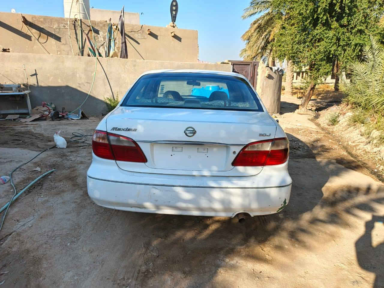 نيسان مكزيمه مكينه كامري ام الجف مزاد مابيهه نقص ابد  السياره كامله من كلشي حداديه كهربئات كلشي شغال 30 وبيه مجال الحله ***********
