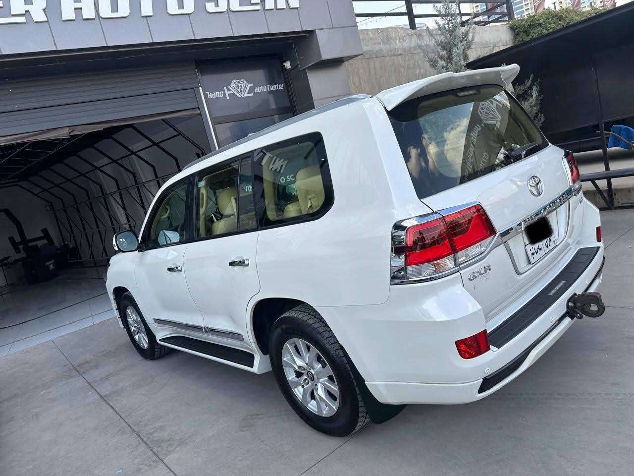 تويوتا لاند كروزر 2017 مواصفات فطيمي 
الدرجة الأولى سفر شركة
المسافة المقطوعة: 95 ألف كم حقيقي بشرط الفحص
السيارة نظيفة جداً وجديدة ما شاء الله

🟦 السعر  _ الطلب في التعليقات سيأتي إليك مباشرة 
                  فقط على الصفحة مو على كروب

القير والمكينة بشرط ولم تُفتح 

رقم المالك: ***********
