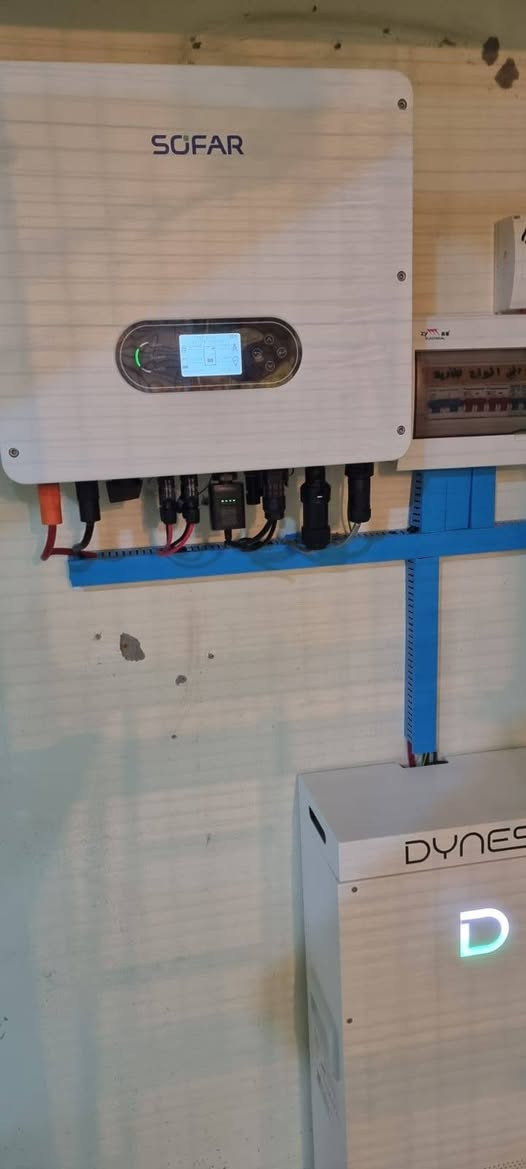 منظومة من طاقة سمارت في منزل الاب الروحي للديانة الايزيدية- منزل بابا شيخ علي
 الموقع : قرية شيخكا 

تشغيل الصباحي 25 امبير التشغيل المسائي 15 امبير 

منظومات سوفار هي منظومات ذات كفاءة عالية جدا 
تم اليوم الانتهاء من نصب منظومة طاقة شمسية 

- انفيرتر 6 كيلواط من سوفار ضمان 5 سنوات 
- بطارية 14.4 كيلواط من داينيس  ضمان 10 سنوات 
-  الواح شمسية  عدد 12 لوح 

 

# مميزات المنظومة الشمسية
-ارجاع الكهرباء للوطنية 
- تقليل فاتورة الكهرباء 
- تحسين البيئة وتقليل الانبعاثات الكربونية
- توفير الطاقة في أوقات الذروة
- المحافظة على اجهزة المنزل كون الفولطية مستقرة وتطول العمر الافتراضي للاجهزة الكهربائية   

مكتب طاقة
الموقع الاول بعشيقة حي العسكري مقابل معرض مخلد 
 *********** 
***********.  
www.taqa-smart.com 
Fadi@taqa-smart.com
 

 

طاقة_شمسية
#منظومات_طاقة
#سوفار
#HZ
#داينيس
#الربيعة
#تل_سمير
#طاقة_سمارت
#طاقة_متجددة
#انفرتر
#بطاريات
#الواح_شمسية
#نصب_منظومات
#عروض_الطاقة
#عراق
#بعشيقة
#مهندس
