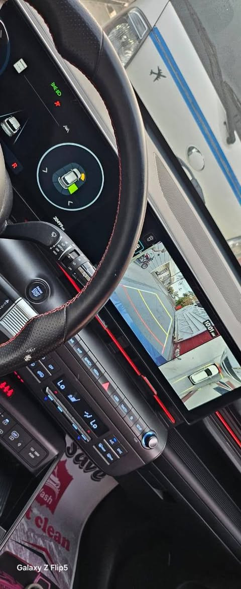 للبيع كونا  Nline 2024 ( رياضي )
فول فول مواصفات بصمة سقف بانوراما
مكينه.      1600 
تيربو      
موديل.    2024
لون         لون مميز وغريب
 
عداد مسافة.          20الف ml

السعر 18500  دولار مرقم بغداد 
                             
حادث خفيف 
بدون دواخل بدون شواصي 
السياره باب سايق نصبغ وشبر بل وراه ارباك كشن فقط
سقف بانوراما
بصمة تشغيل وابواب
شاشة دجيتال متصل
كشن كهرباء وتدفئة وتبريد
كير تعليك 
وضعيات قيادة
كشن جلد وكنتارة ختم  N
ويل كب رياضي 
ستيرن مضلع شعار N
شفتات ستيرآ
رادارات 360 درجة
توقف ذاتي عن الرجوع
رجاج بالستيرن خلال التحذير..الميزة 
فور ويل 4x4
سبايدر اسود مفصول رياضي
لد نهاري امامي وخلفي
شعار N line داير مداير السيارة
شحن واير ليس ومخارج اضافية
سستم صوت BOSE
تبريد قطعتين
شلايزرات رياضية حول السيارة
مري سود واشارة جانبية
هاند بريك بصمة
اطفاء ذاتي عن الوقوف
مانع انحراف
وهواي مواصفات 
كامرات 360 درجه 
تشغيل كاميرا بل دشبول 
حساسات عدد 12 داير مداير سياره 
سياره تمشي بل ريمونت
السياره بسمي 
 رقمي ***********

اثير ***********
مكانه بغداد
