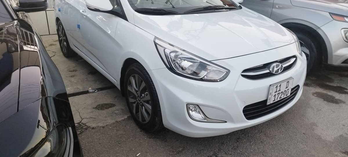 السلام عليكم اكسنت موديل 2016 مكفولة من الشخط والرصعة كفالة عامة جديدة بمعنى الكلمة رقم بغداد الدولي ماشية 65حقيقي بسمي هزة ورقم جديد السعر 130 مكاني بغداد العامرية او معارض البياع للاتصال 
*********** بغداد, العراق
