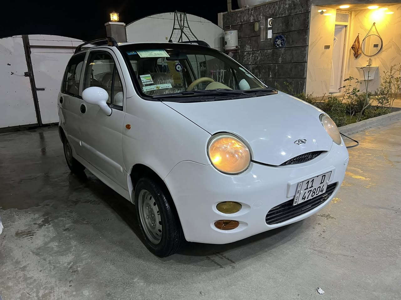 سلام عليكم كيو كيو مديل 2009 مكوفله من كلشي 4 بستم كير ومكينه مكفولات شرط الفحص ماشيه 70 الف بعدها علا وضع الشركه تخم تاير جديد باتري جديد ربع ما تصرف عليها رقم وهزه جديد بسمي تحويل ثاني يوم السعر ب 33 وبيها مجال مكاني بغداد المشتل ***********
