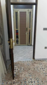 السفحه الاولى • ٢٠٠م • غرفتين