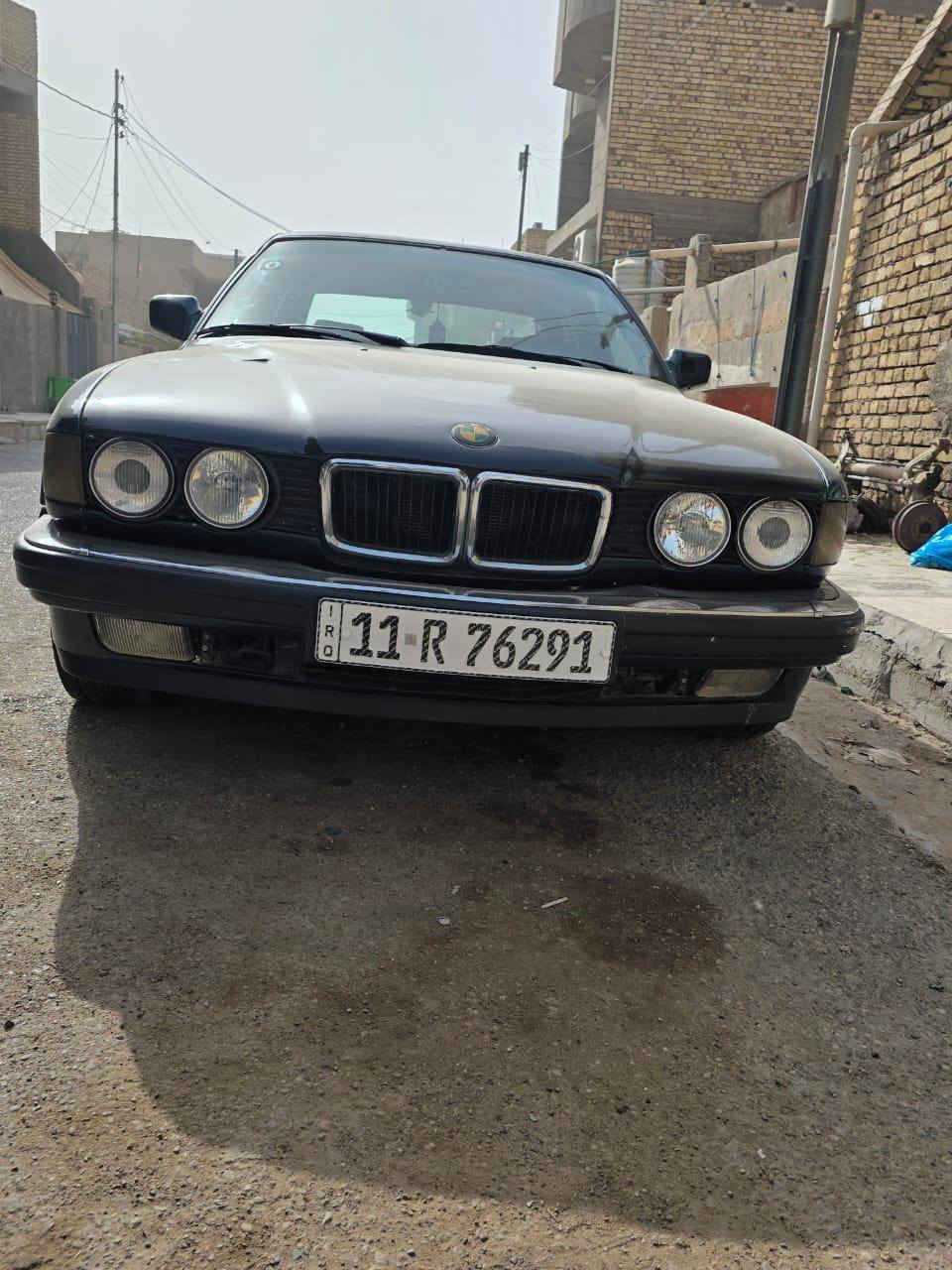 السلام عليكم
Bmw 740 موديل 1993 للبيع
رقم بغداد الجديد مشروع وطني سنويتها لل٢٧ وهزة جديدة قبل شهر سويتها 
صدر امامي خلفي جديد 
مكينة وگير كفالة 
مكانها واسط العزيزية 
السعر ٦٥ وبيها مجال بسيط
للتواصل ***********
