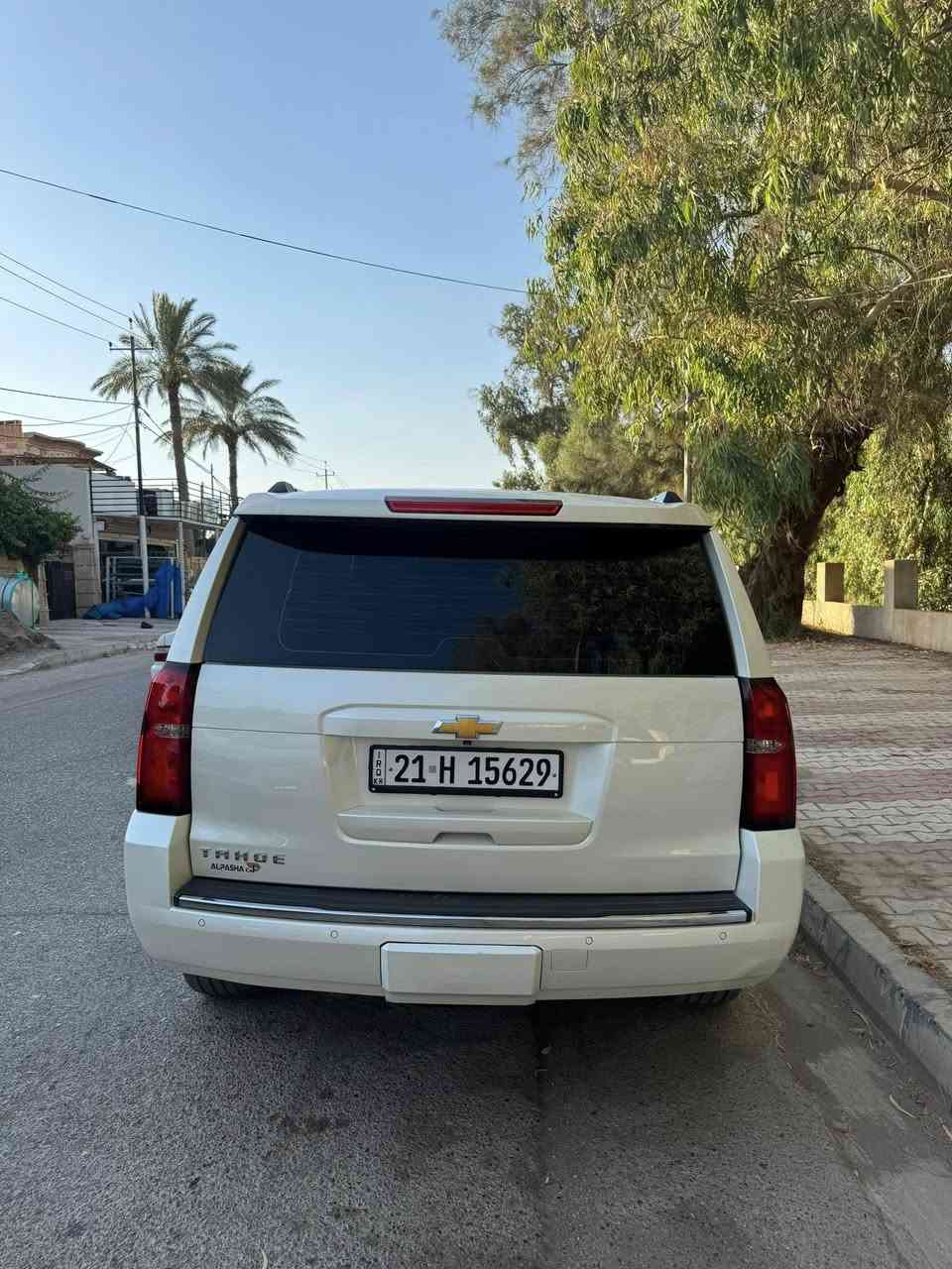 السلام عليكم تاهو خليجي وكالة المنصور فول مواصفات LTZ
معروفه مواصفاتها
كشنات جلد 
كشنات كهرباء + خزن ميموري
كشنات حار بارد 
جميع الكشنات كهرباء 
رادارات 360 درجه
حساسات امامي خلفي 
منافذ يو اس بي 
كامرة دوارة 
قاصه 
ثلاجه 
ماشية 150 الف 
فتحه 
شاشة سقف
لد نهاري 
صندوق كهرباء 
السعر 330 وبيها مجال 
السونار بالمنشور 
تخم تاير تخم دسكات حدادية جديده
السيارة كفاله عامه ماعده مكانين بارد صغار بدون شخوط بدون رصعات 
رقم سليمانية بسمي تحويل ثاني يوم 
***********
