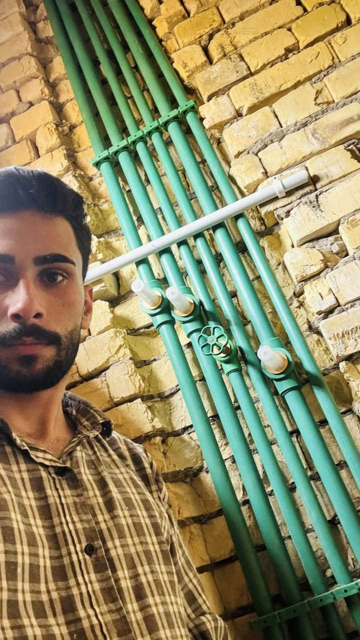 بسم الله الرحمن الرحيم                          
على بركة الله نعمل كافة التأسيسات الكهربائية والصحيه شاهد قوت الماء بدون بوستر المصداقيه بلعمل اهم نقطه
***********
