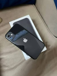 ايفون ١١ • ١٢٨ • بطارية ٧٠