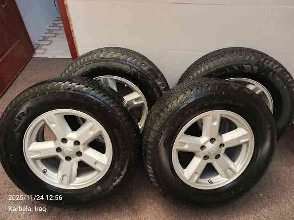 تخم ويل اصلي مكفول مع تايرات اصلي وارد كندي نظيفات جدا
قياس 17-70-245

السعر 450

مكانهن كربلاء 

***********
