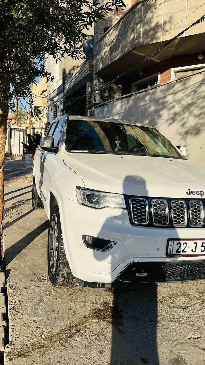 جيب اوفر لاند 2020 خليجي
فول مواصفات جكات بانوراما خزن ميموري و ترحيب
نضام صوت ودمام رادارات جانبيه وخلفيه  
فور ويل v6 مكاني بغداد الجديده 
السياره بيها صبغ صفحه اليمنه اثر ضربه شطح وتبديل بنيد التكمه واللغود والشواصي مكفوله السعر 238 وبيها مجال بسيط 
ماشيه 120 الف كيلو 
كير مكينه مكفول 
   ***********
