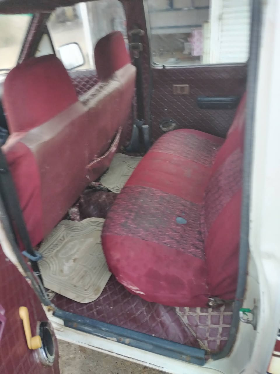 بيكم دبل قماره موديل 89رقم بغداد بسمي ثاني يوم تحويل السعر 50 وبيه مجال قليل  مابيه نقص شي قليل سياره خير من الله مكان ديالئ الخالص  ***********
