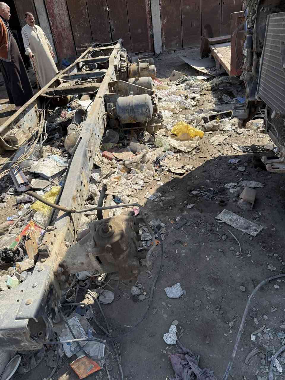 ‏يا الله سلام عليكم عندي شاص يا عقرب بلادي ‏بدون ‏شاص مقفول  ‏عنوان بغداد الشعب سعر150$ ‏بمجموعه ‏جايف ‏مديل ***********
