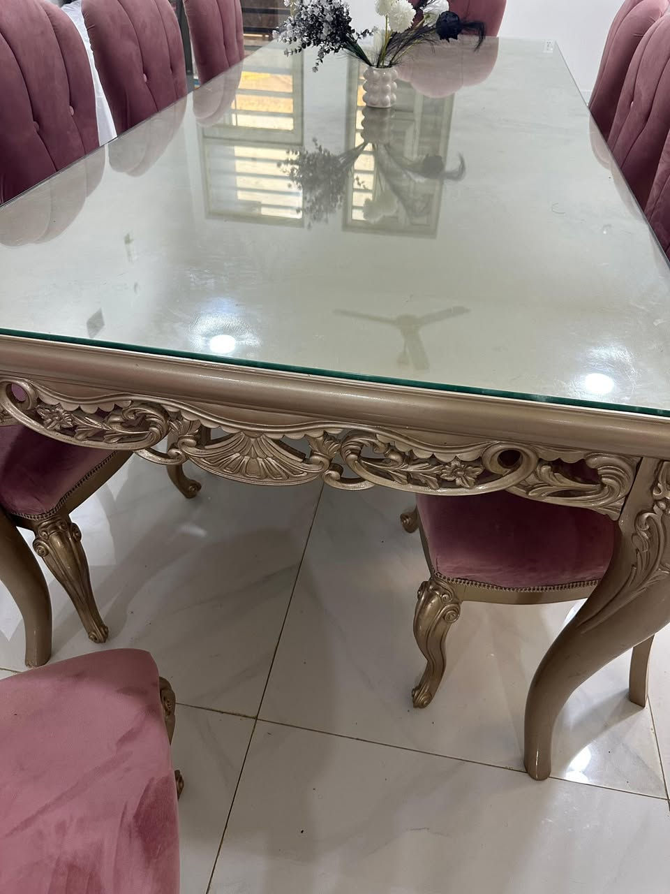 ‎ سلام عليكم 
‎للبيع ميز طعام خشب زان مصري درجة أولى
‎يحتوي على 10 مقاعد درجة أولى
النظافة 100%
‎للإستفسار أكثر الاتصال على هذا الرقم
***********
