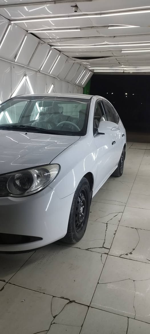 سلام عليكم موديل ٩  دكشن عالي
بسمي قطعتين جاملغات ماميه صبغ بدون معجون ولا دواخل فقط رش وشبر جوه قبق بانزين ١١٠ قفل مكان بغداد ***********
