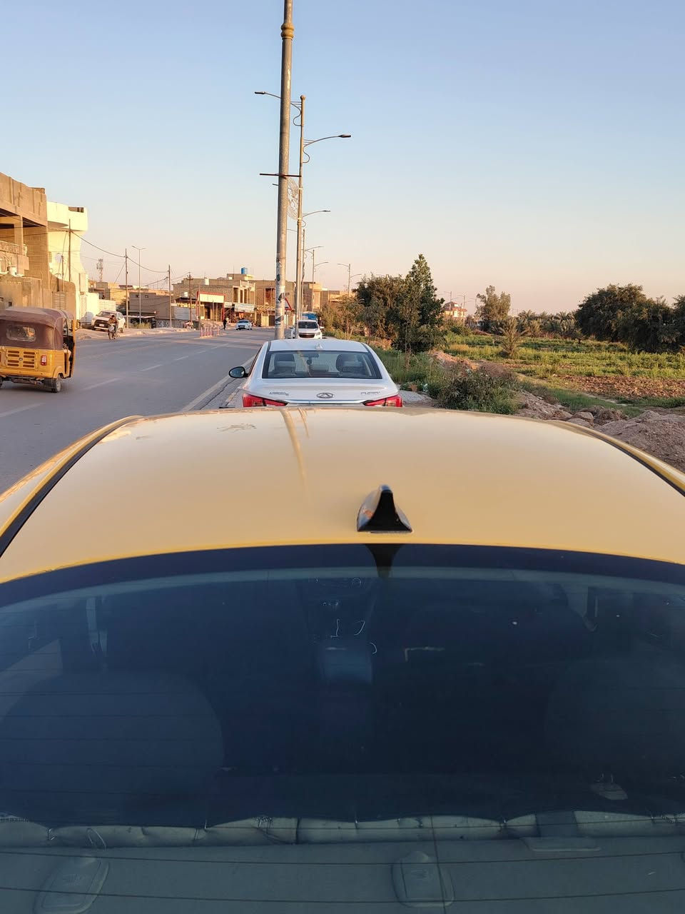 ألسلام عليكم اوبتيما وارد امريكي موديل 12 بيه جاملغ امامي نظيفه ***********0
