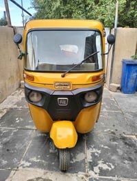 تكتك موديل 2020 بيه صفحه مضروبه راجعه بارد (محرك مكفول)  سعر 5700 تكتك...