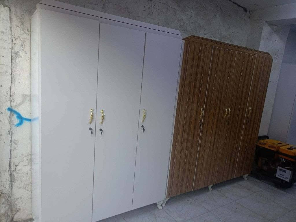 ياالله يارزاق غراض للبيع كلمن وسعره شراي راسلني خاص شعدكم غراض للبيع دزولي خاص بيعهم لكم بسرع وقت ان شاء الله


**إذا كنت صاحب هذا الإعلان وتريد حذفه لأي سبب، رجاءا أرسل رسالة إلى الدعم الفني**