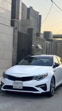 للبيع كيا اوبتيما 2016 محدث سياره 20 اصل من دعاميه للدعاميه كلشي مشدود...