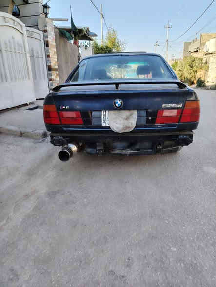 بي ام 520 مكينه كير 525 فانوس تخم تاير صدر امامي خلفي جديدشرط تحويل سعرهه 48 الاستفسار لاتصال ***********
