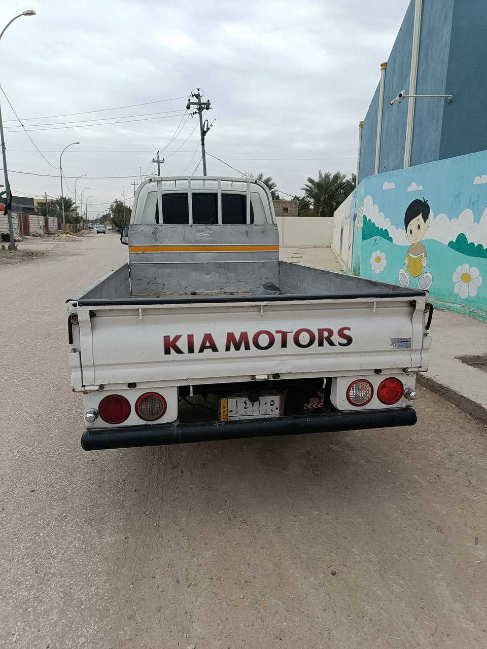 السلام عليكم سياره للبيع 2018سياره جاهزه وبسعر مناسب 105$وبيه مجال بسيط للاستفسار الاتصال ***********
