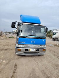 سياره انكرسته وربع 80  خطين 07506472248 07709788122