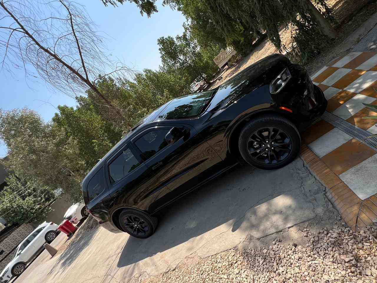 السلام عليكم ورحمة الله وبركاته
دودج دورنكو 2022 

Sxt  بلص مواصفات خاصة 
فتحة 
نقطة عمية 
ويل gt 
دبل كزوز
وباقي المواصفات المعروفة للدورنكو 
عليها برمجة فتح سرعة وزيادة عزم وبرمجة قليل ال اوكتان يعني انسه الادفانز
بوليش ونانو جديد 
ماشية 29 
حادثها يخبل ومرفق بالصور فقط  دعامية وشبر بالبنيد لتقارنها بالمهجومات اخت الكلين السيارة 
لغد شاصي دواخل راديتر كله مكفول 
رقم بغداد ب اسمي تحويل ثاني يوم
سعره 285. وبيه مجال بسيط جدا
واتساب ***********
اتصال ***********
