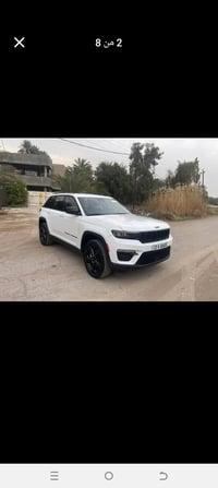 جيب 2023فول عدا الفتحه 5راكب بدون ايرباك هاي طختهه ماشيه40الف بسمي ميح...