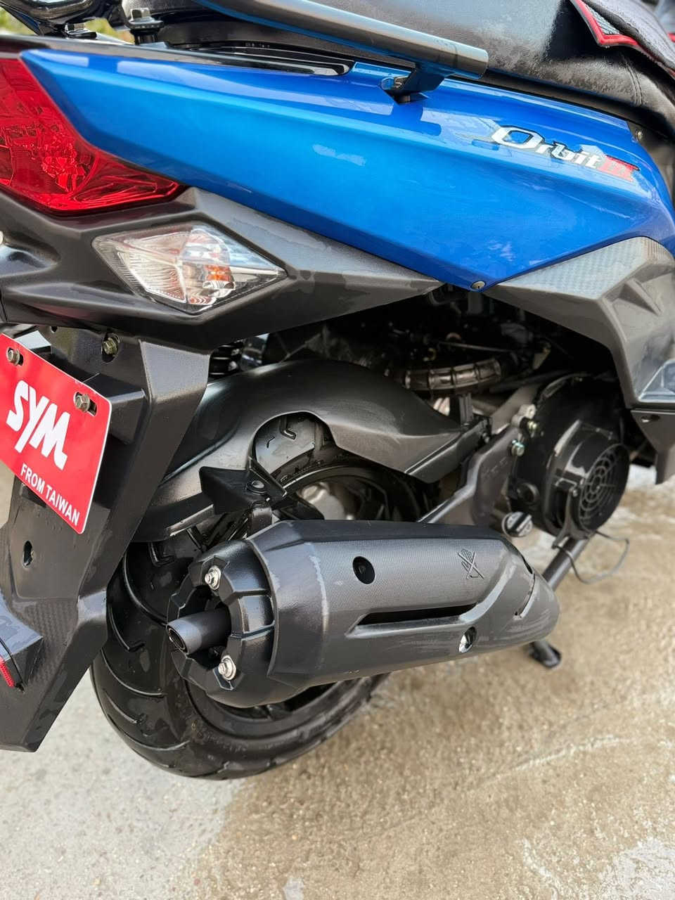 سيام اوربت 125cc
موديل 2022 صنع تايوان
اللون .. ازرق
اللايت LED
العداد ..5000 قابل للزيادة
اوراق رسمية يعني تسجيل الدراجة ..
السعر .. مليون و450 الف بيه مجال بسيط ..
***********
