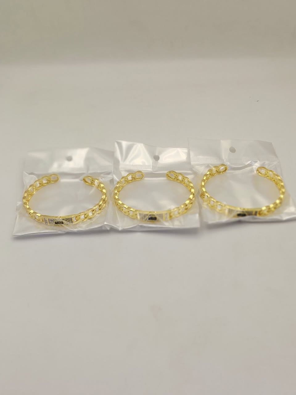 بضاعة اليوم
توفرت لدينا بضاعة جديدة من اكسسوارات وسوارات بأشكال واحجام مختلفه  وغيرها 
العنوان سبع ابكار سوق السمكة مقابل جامع السبع ابكار مباشرةً (محل دريد)
عمر اللهيبي
وسام اللهيبي


**إذا كنت صاحب هذا الإعلان وتريد حذفه لأي سبب، رجاءا أرسل رسالة إلى الدعم الفني**