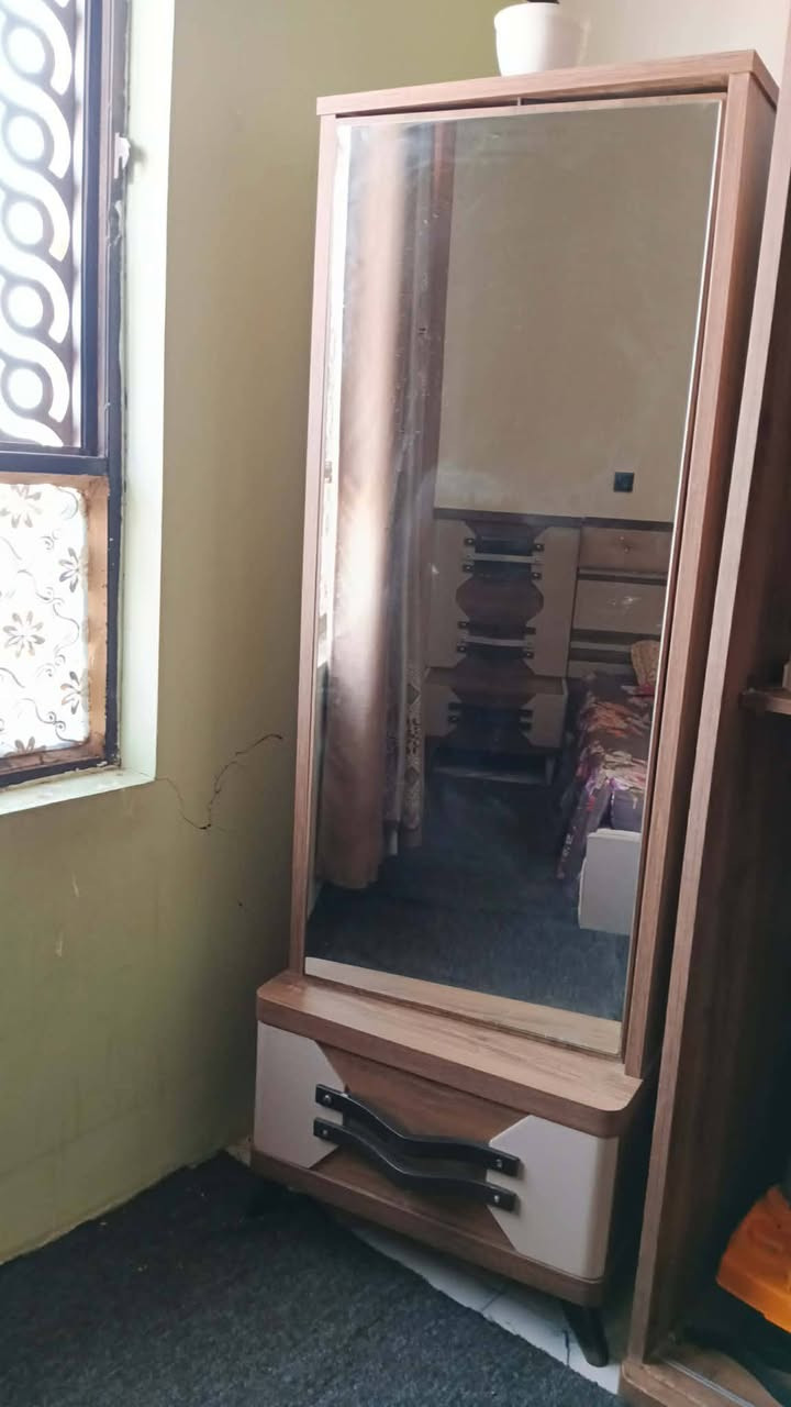 غرفه كامله الكنتور مابي بيبان قويه جداا
السعر 450بيه مجال
الديوانية السنيه


**إذا كنت صاحب هذا الإعلان وتريد حذفه لأي سبب، رجاءا أرسل رسالة إلى الدعم الفني**