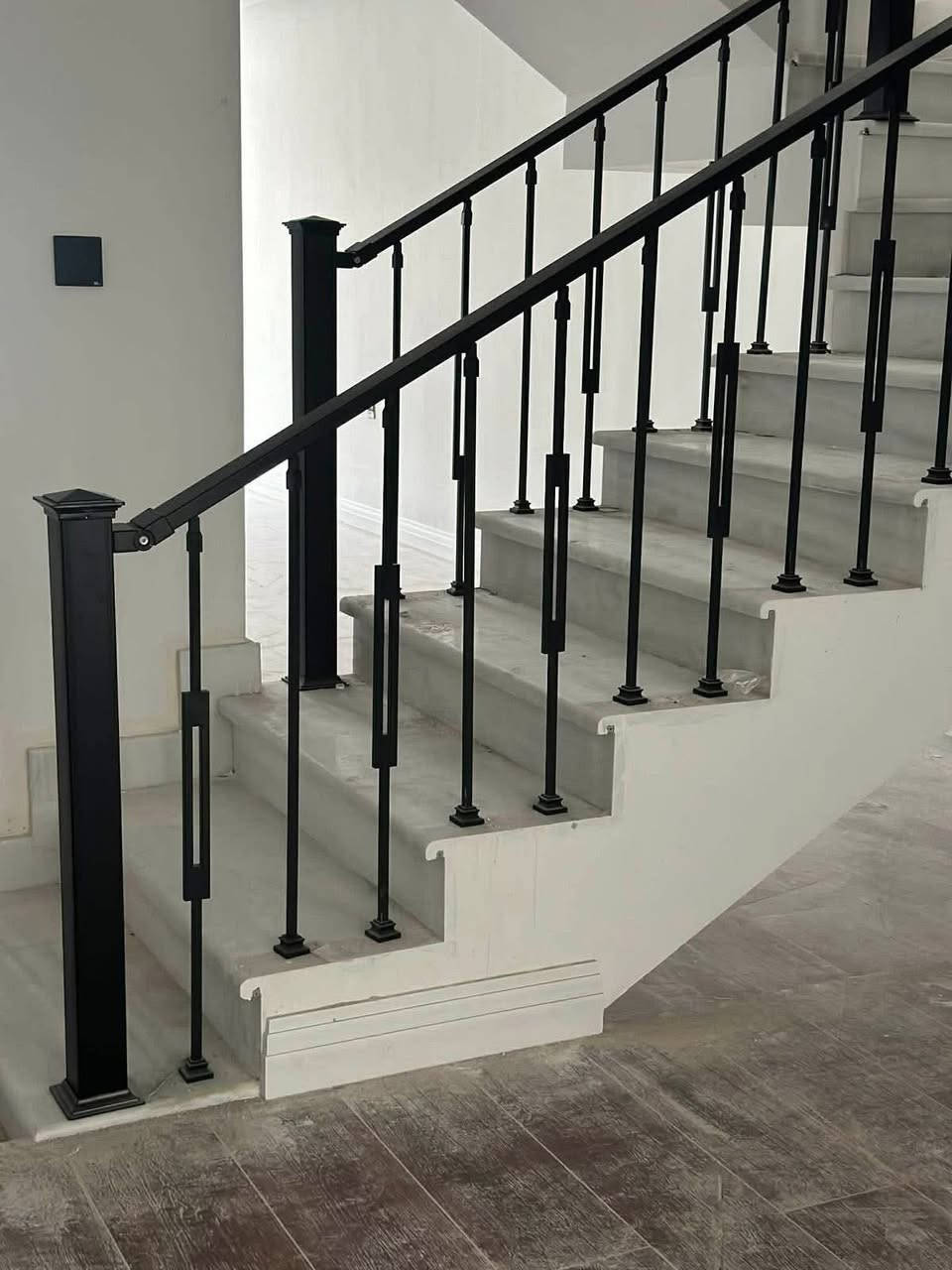 محجرات حديثة 
تصاميم عصرية 
حديد والمنيوم 
متوفر جملة ومفرد 
للاستفسار 
***********
الناصرية السيف خلف المصرف العقاري
