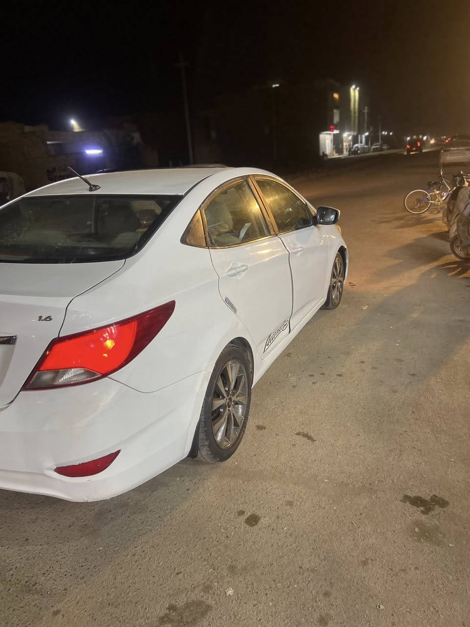 سلام عليكم اكسنت موديل 16 فول مواصفات مكينه 600 بيها بخار قليل البدي بيه صبغ تبديل جاملق  حداديه 70 بالميه مكفوله كصه ضربه   بدون دواخل السعر 78 وبيها مجال سياره حلوه وجديده العنوان ميسان مر
اتصل ***********
