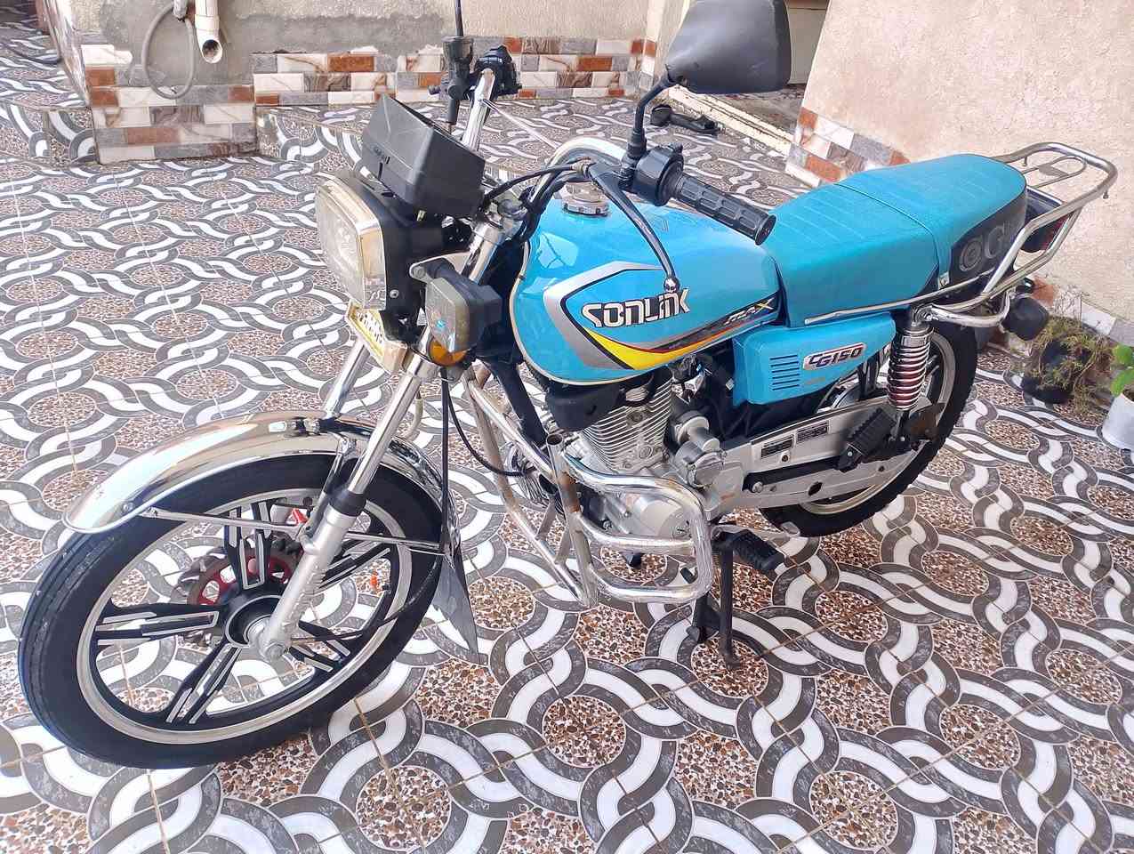 دراجة للبيع موديل 22 اوراق موجودة رقم ***********
