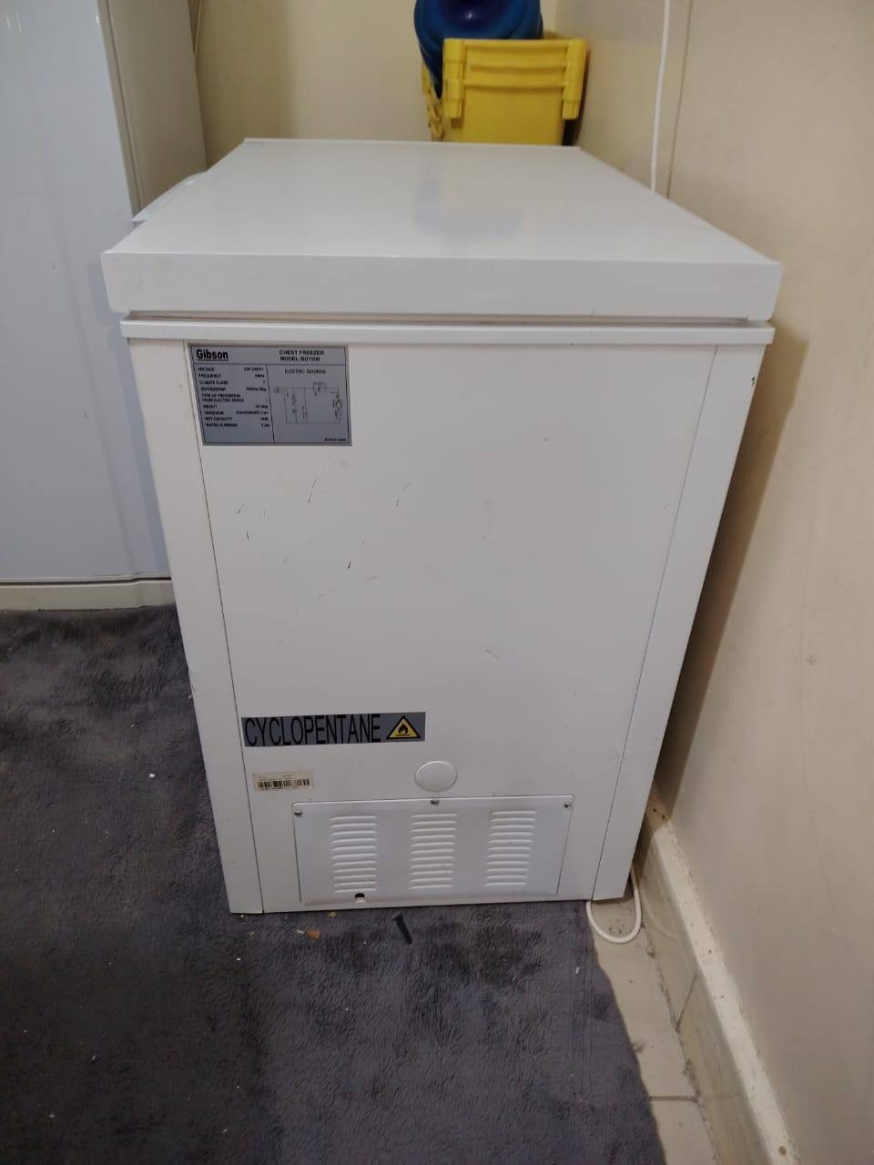 السلام عليكم مجمده للبيع صغيره عرض متر نظيفه استخدام قليل ع وضع الشركه نوع جبسون الي يريدها مكاني حي الجهاد السعر ب250 وبيها مجال للطيبين.


**إذا كنت صاحب هذا الإعلان وتريد حذفه لأي سبب، رجاءا أرسل رسالة إلى الدعم الفني**