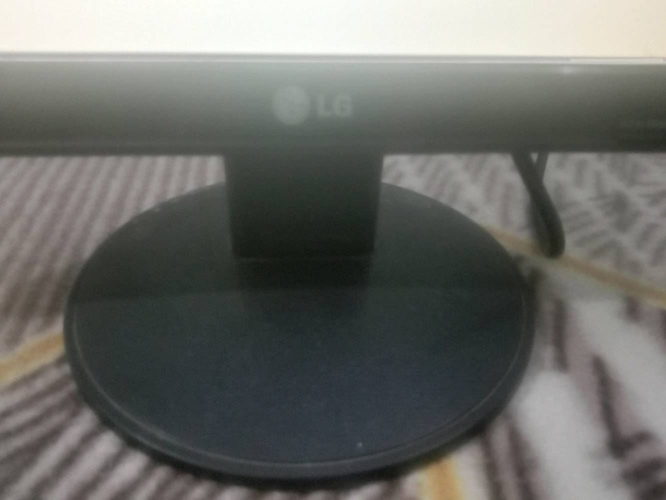 شاشة حاسبة وتعمل للكاميرات 60 هرتز نوع LG السعر 40 ألف دينار عراقي العنوان البصرة الجمهورية قرب مكينة الثلج
شنو حجم الشاشة بالضبط؟: 
16
هل الشاشة مابيها أي خدش أو عيب؟: 
لا
وين مكانك بالضبط للمعاينة؟: 
الجمهورية قرب مكينة الثلج 
هل تدعم الشاشة دقة 60 هرتز أو FPS؟: 
60 نعم
هل يقبل السعر التفاوض؟: 
نعم