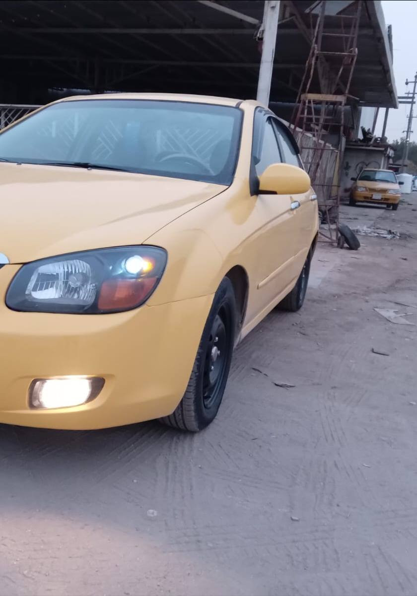 سلام عليكم كيا سبكترا 2007 رقم بغداد الاماني سنويه لل 27 مشروع وطني وارد امريكي مكينه 2000 مكينه كير نظيفات حداديه نضيفه تبريد ثلج باتري جديد السياره كله ليبل واحد بيه ٥ جويات بجاملغ الخلفي فقط باقي السياره كفاله لغود شواصي تكم حوض على البلاد وياله مصبوغ حراري شاشه كامره دواره السعر 72 وبيه مجال لشراي الاستفسار اكثر اتصل *********** مكان السيارة كربلاء
