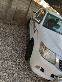 بيكم فلانزو موديل 13 سياره كارتون نضيفه صدر محرك سياره مال جنايه والله...