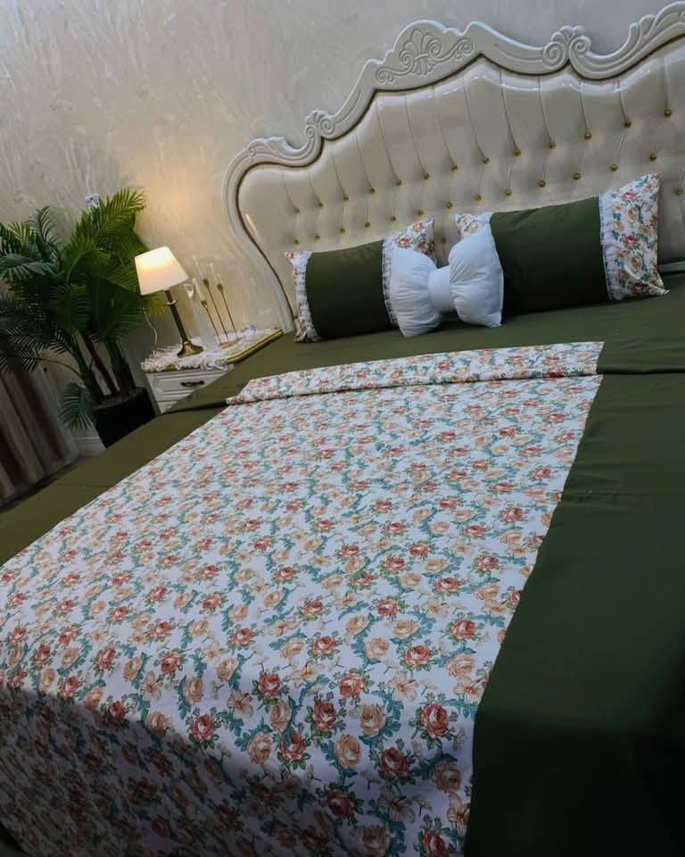بنات لأسعار تبدء من 20و25
30
35
حسب الفصال وعدد القطع يتحدد السعر 
القماش قطني ضمان سنه كامله 
الفحص بوجود المندوب 
🔲▪️🔲▪️🔲
لأن الراحة تبدأ من غرفة نومك… جمعنالك بين الفخامة، الاناقة،
 والجودة العالية بموديل عصري يخلي كل تفاصيل غرفتك تحچي عن ذوقك.

تصميم مميز + خامات متينة + تفاصيل مدروسة = 
= رفاهية حقيقية في غرفت نومك ❤️

🫡🫡#خلي_بيتك_يحچي_ذوقك🫡🫡

انتم تختارون ونحن نوفر لكــم ما تردون  ـ يوجد خياطة 🪡حسب طلب داخل المحل حصراا . نتمنـا زيارتكـم🌹

——-——-—•-🦋🌺🦋-•—-——-——

🚕
توصيل جميع محافظات العراق 5

——-——-—•-🦋🌺🦋-•—-——-——

إشارة الأصدقاء


**إذا كنت صاحب هذا الإعلان وتريد حذفه لأي سبب، رجاءا أرسل رسالة إلى الدعم الفني**
