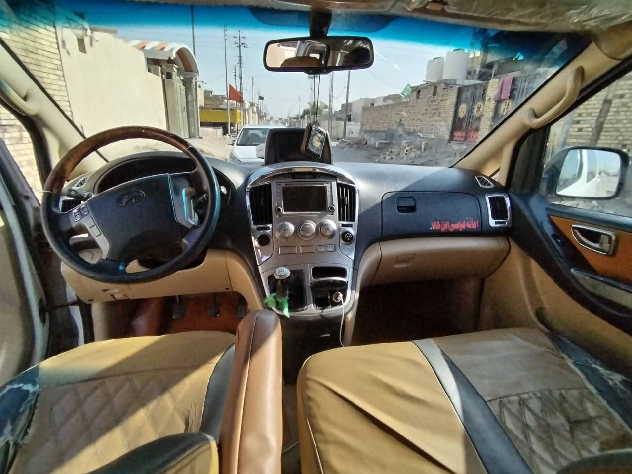 سلام عليكم ستاركس مفتوح موديل 13
سياره خير من يم الله ربع ماتخسر عليها كبل لشارع تخم تاير حداديه
رقمها ميسان
مكان ميسان العماره
***********
***********
